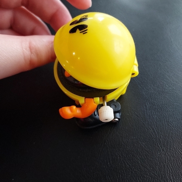 Pac-Man Wind Up Toy Figure 1984 Arcade Ghost Vintage Yellow - Picture 4 of 7